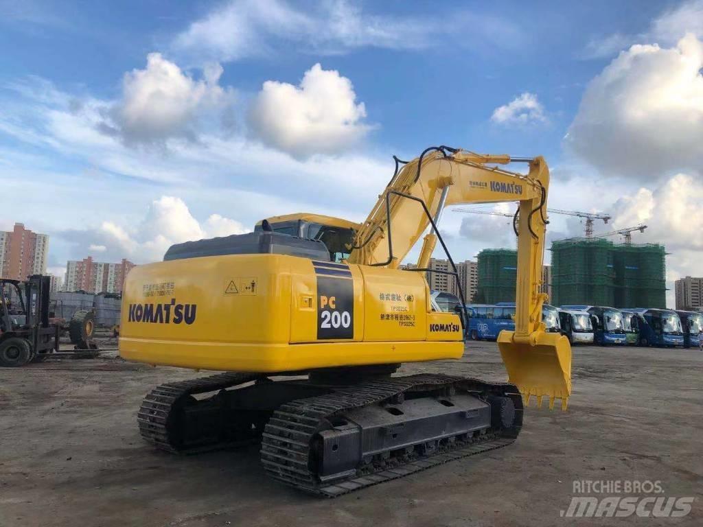 Komatsu PC 200-7 履带挖掘机