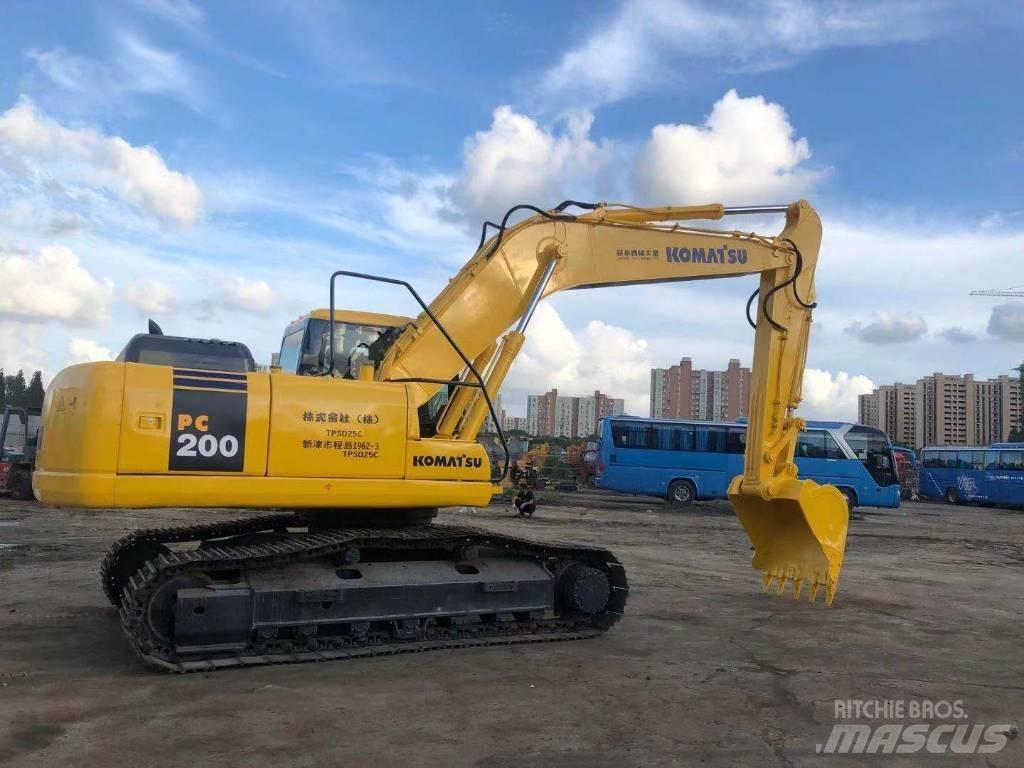Komatsu PC 200-7 履带挖掘机