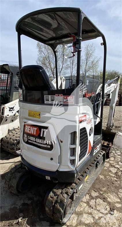 Bobcat E20 小型挖掘机