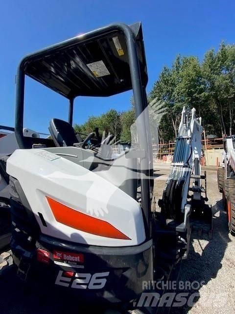 Bobcat E26 小型挖掘机