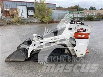Bobcat MT85 滑移装载机