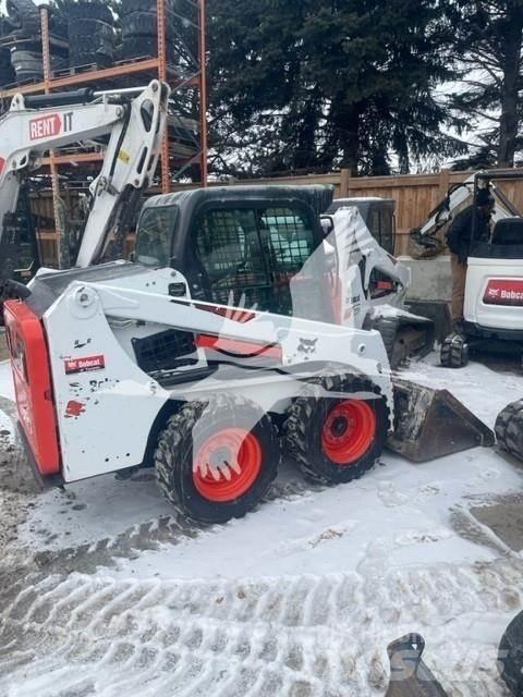 Bobcat S450 滑移装载机