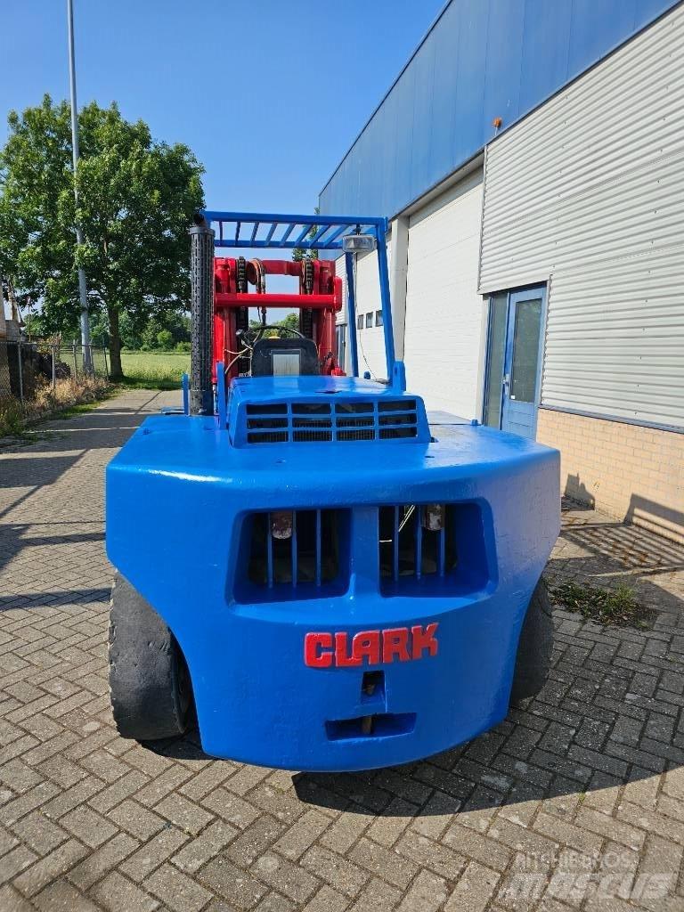 Clark DPH 70 柴油叉车