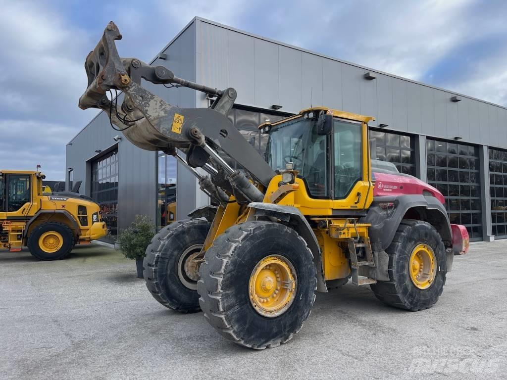 Volvo L 110 H 轮式装载机