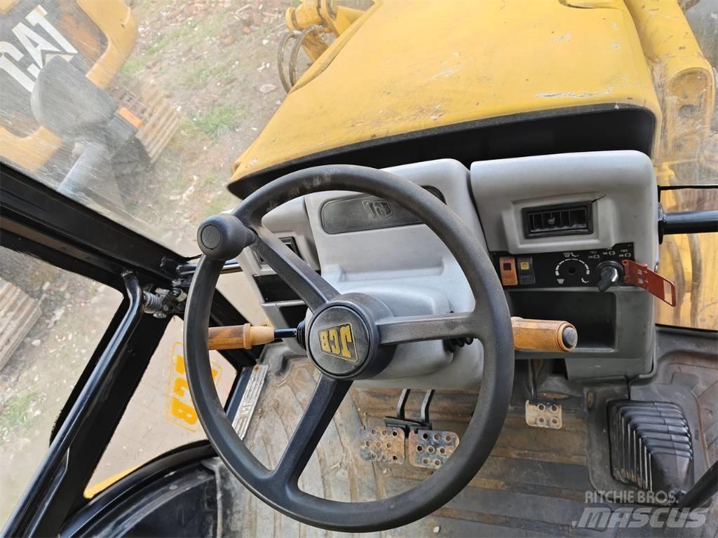 JCB 3 CX 反铲装载机