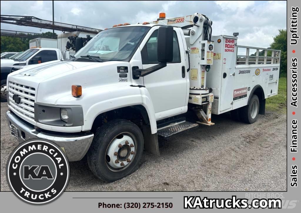 Chevrolet C5500 履带起重机