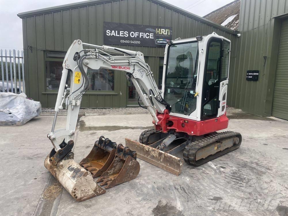 Takeuchi TB 325 R 小型挖掘机