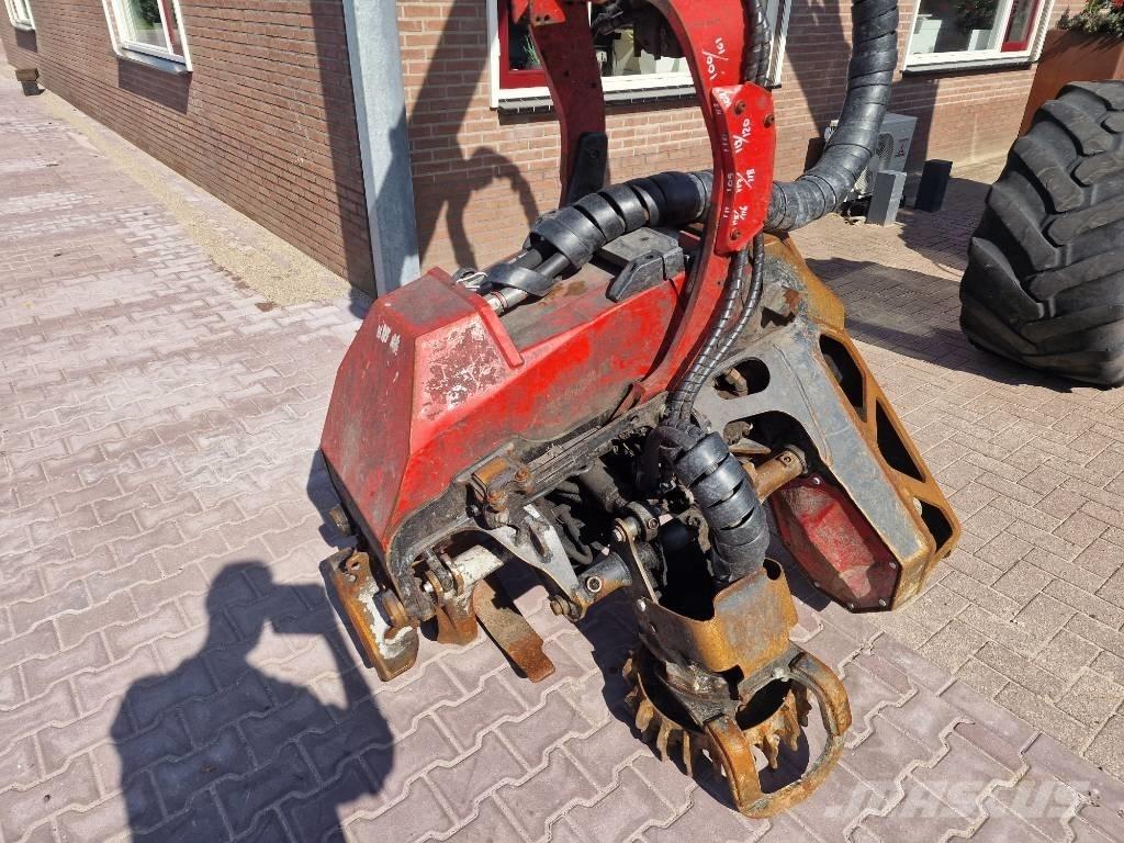 Valmet 911.4 收割机