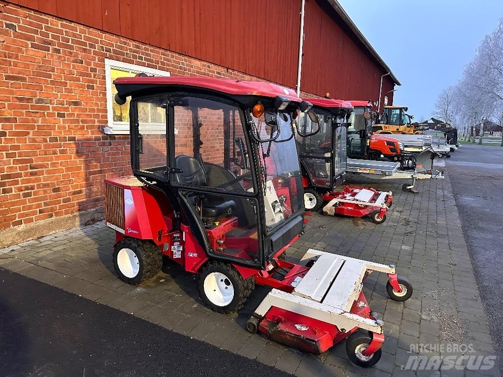 Ventrac 3200 骑乘式割草机
