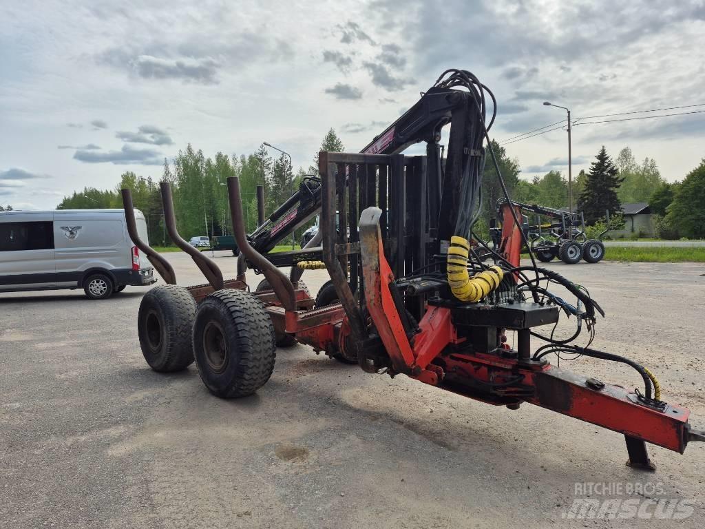 Farmi HK 3861 林业拖车
