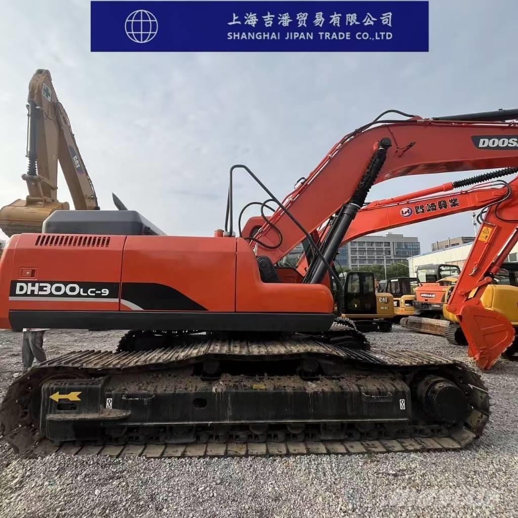 Doosan DH 300 LC-7 履带挖掘机