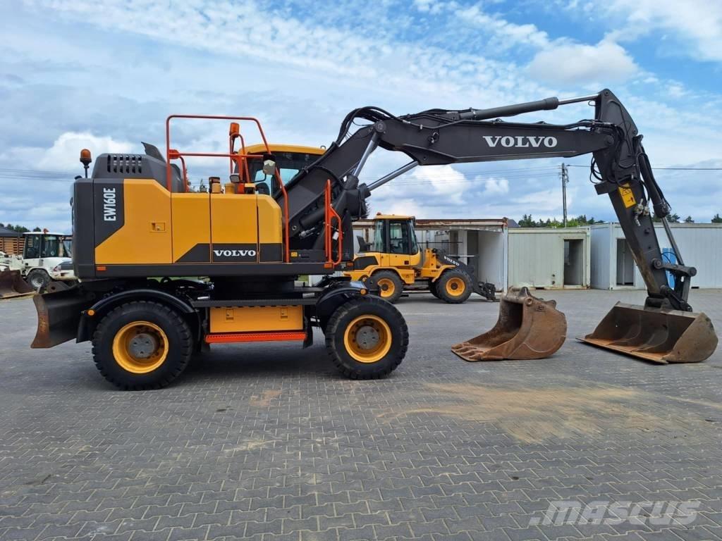 Volvo EW 160 E 轮式挖掘机