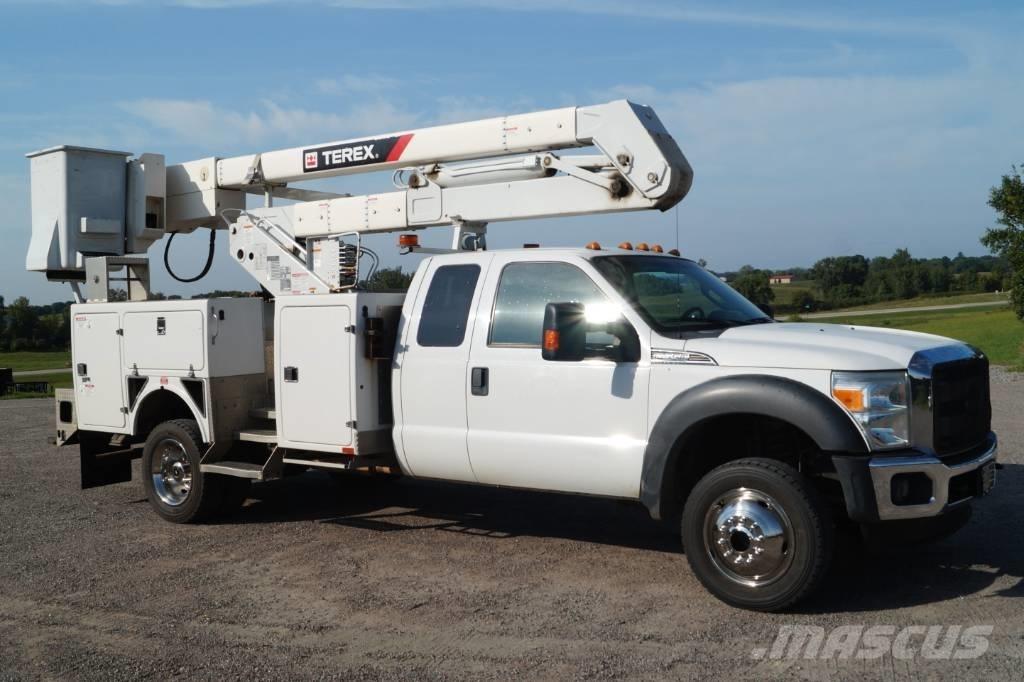Ford F 550 XLT SD 车载式高空作业车