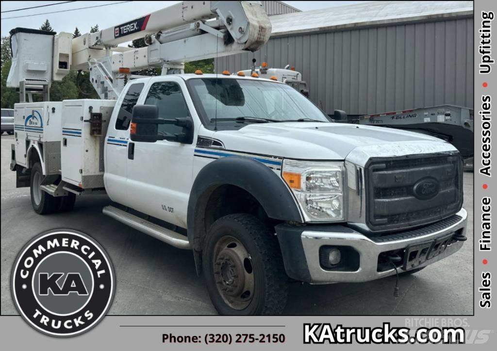 Ford F 550 XLT SD 车载式高空作业车