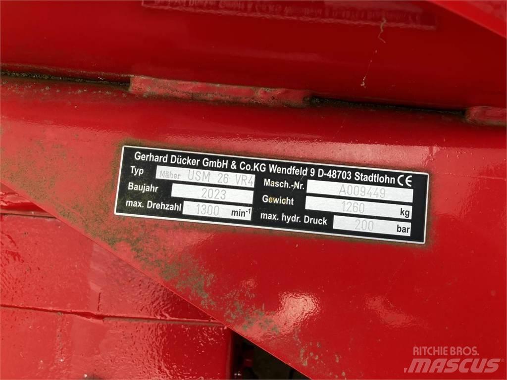 Dücker USM-26 VR4 牧场割草机和切顶器