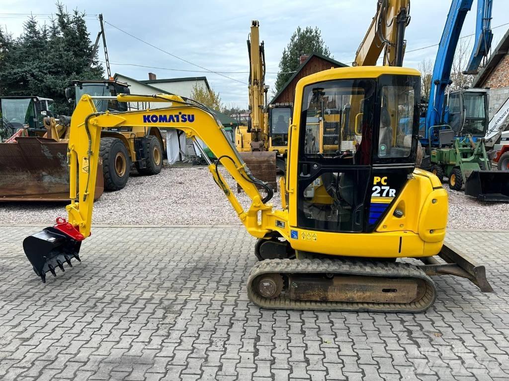 Komatsu PC 27 R-8 小型挖掘机