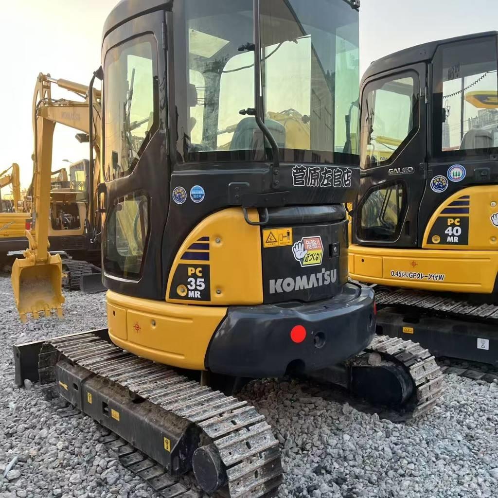 Komatsu PC 35 MR 小型挖掘机