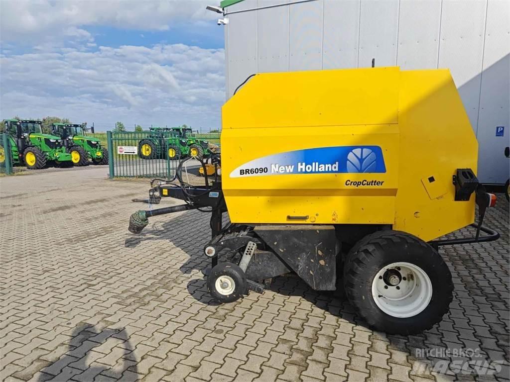 New Holland BR6090 圆捆打捆机