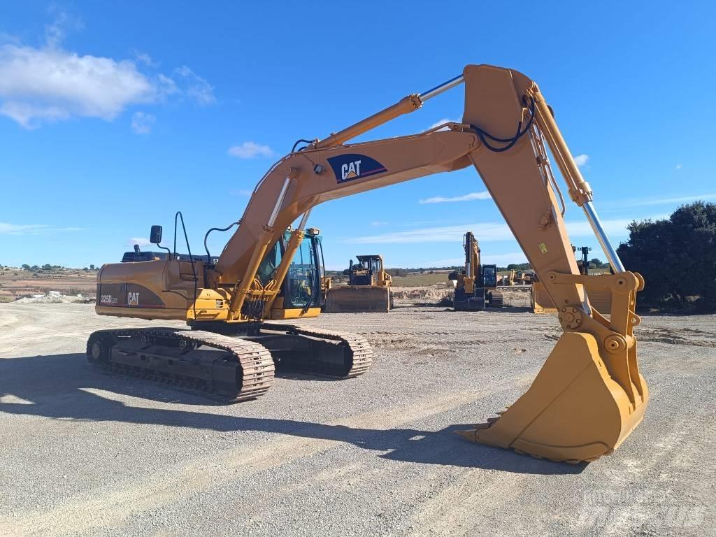 CAT 325 D 履带挖掘机