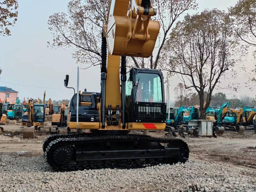 CAT 320 D 履带挖掘机