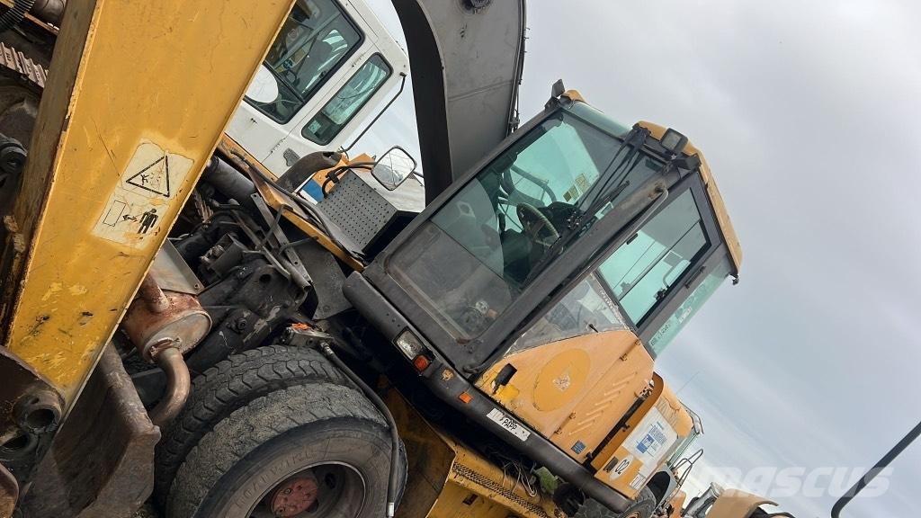 Volvo EW 160 底盘和悬架