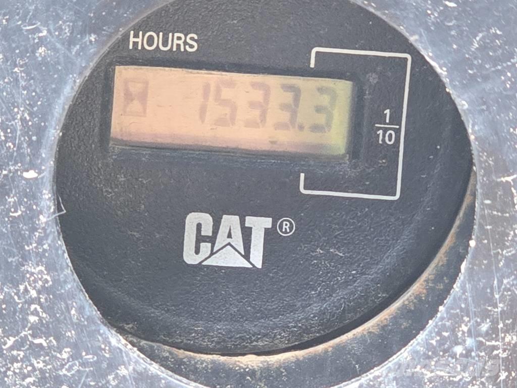 CAT 305.5 E CR 小型挖掘机