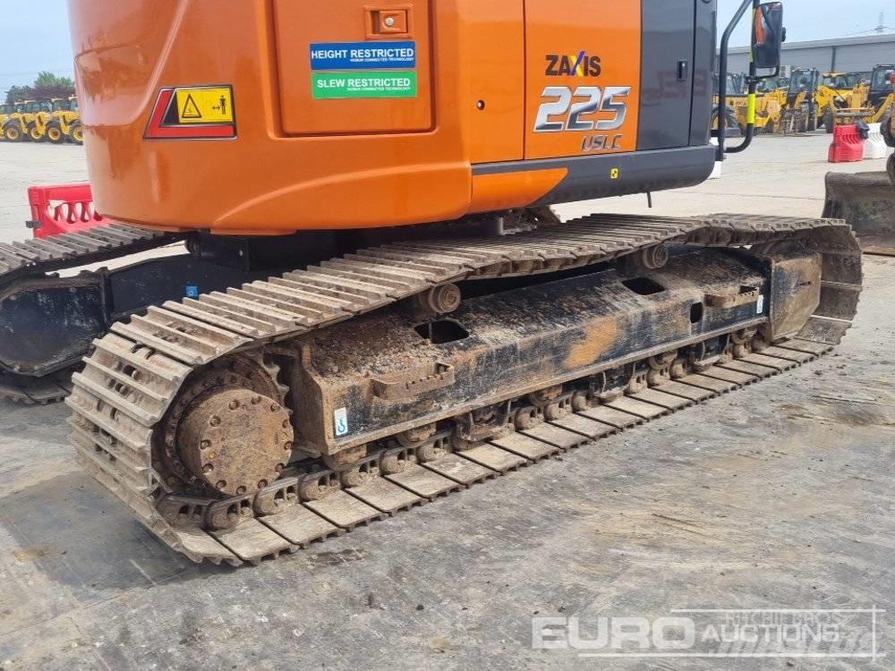Hitachi ZX225USLC-7 履带挖掘机