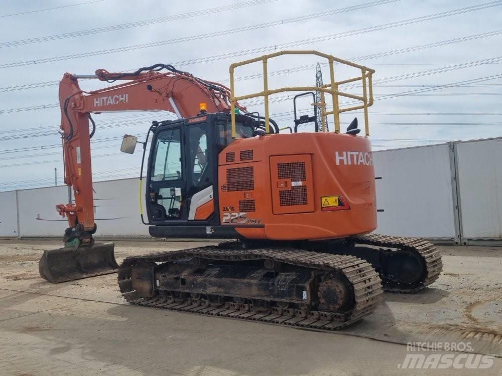Hitachi ZX225USLC-7 履带挖掘机