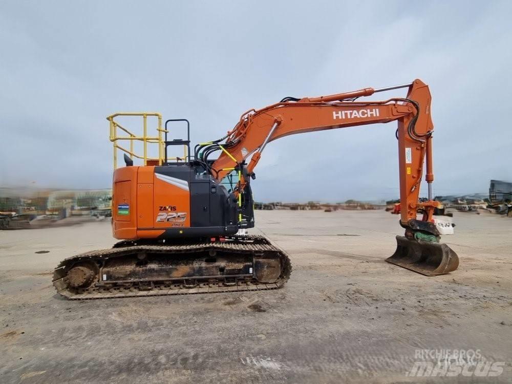 Hitachi ZX225USLC-7 履带挖掘机