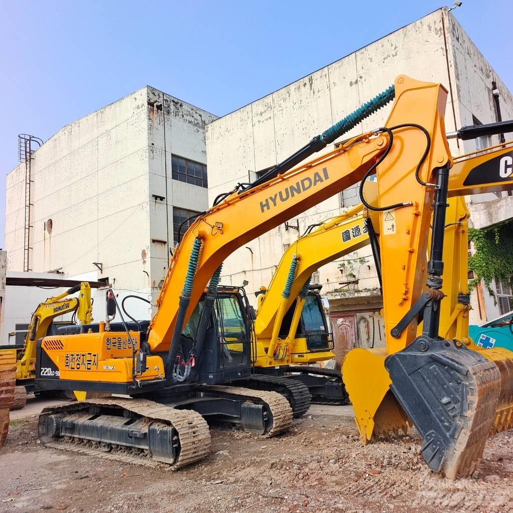 Hyundai 220LC-9 履带挖掘机