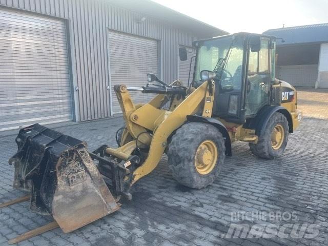 CAT 906 轮式装载机