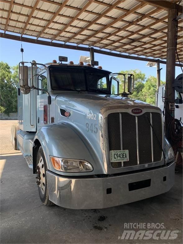 Peterbilt 386 牵引车