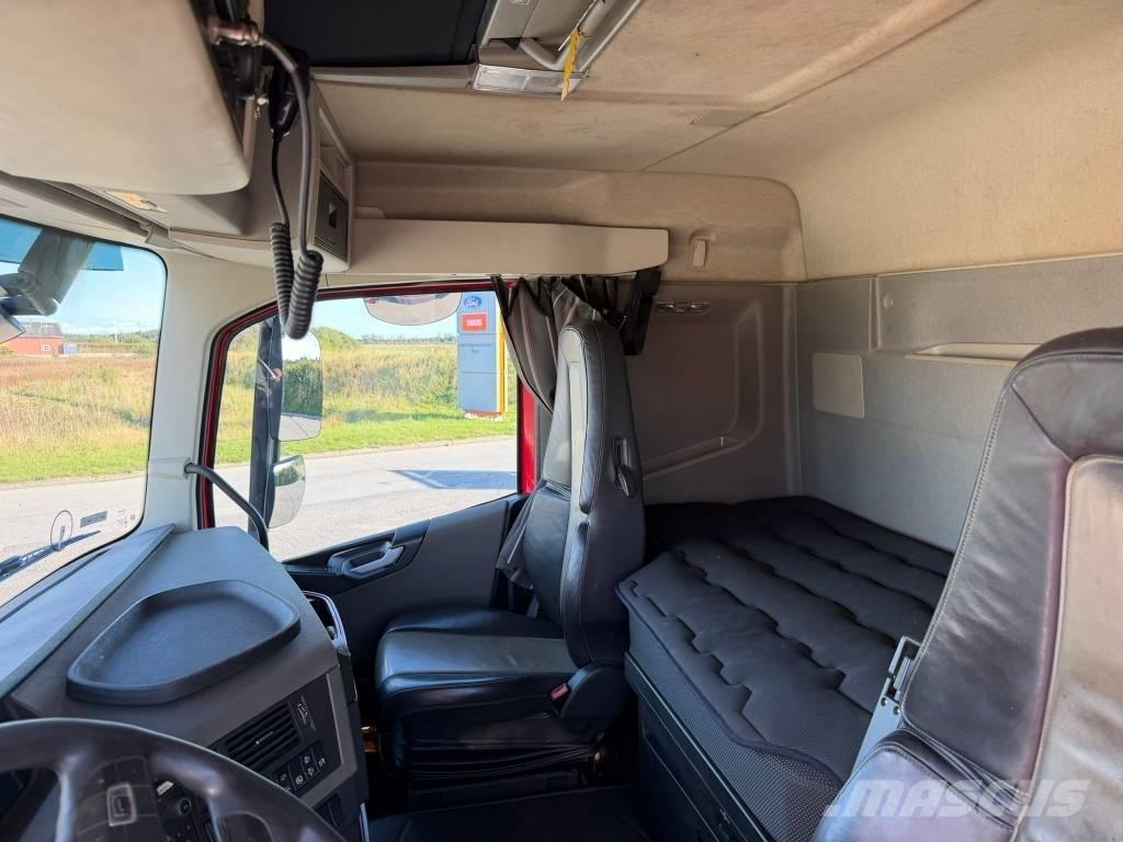 Volvo FH 500 可拆卸式卡车