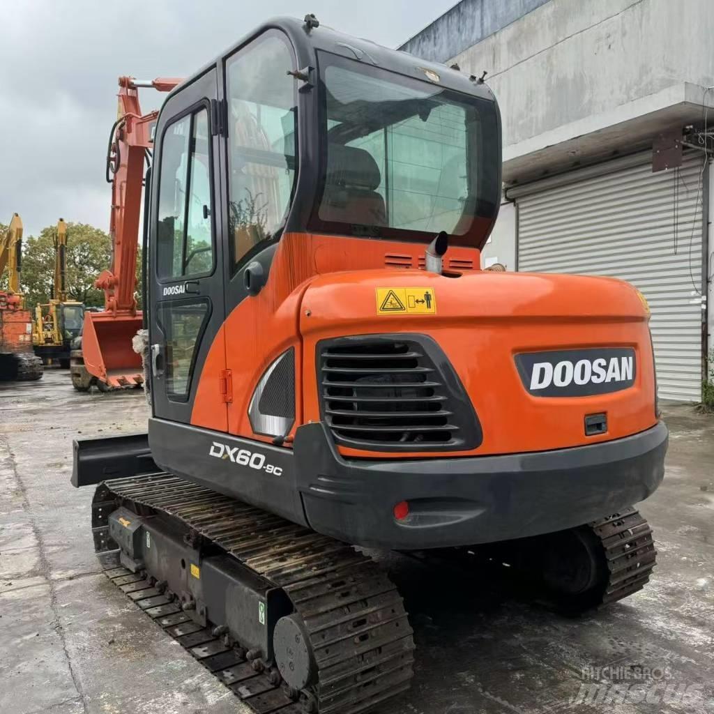 Doosan DX 60-9 C 小型挖掘机