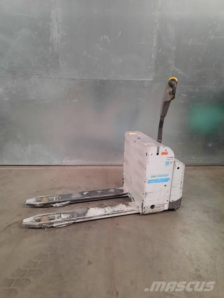 UniCarriers PLL180 手摇升降机