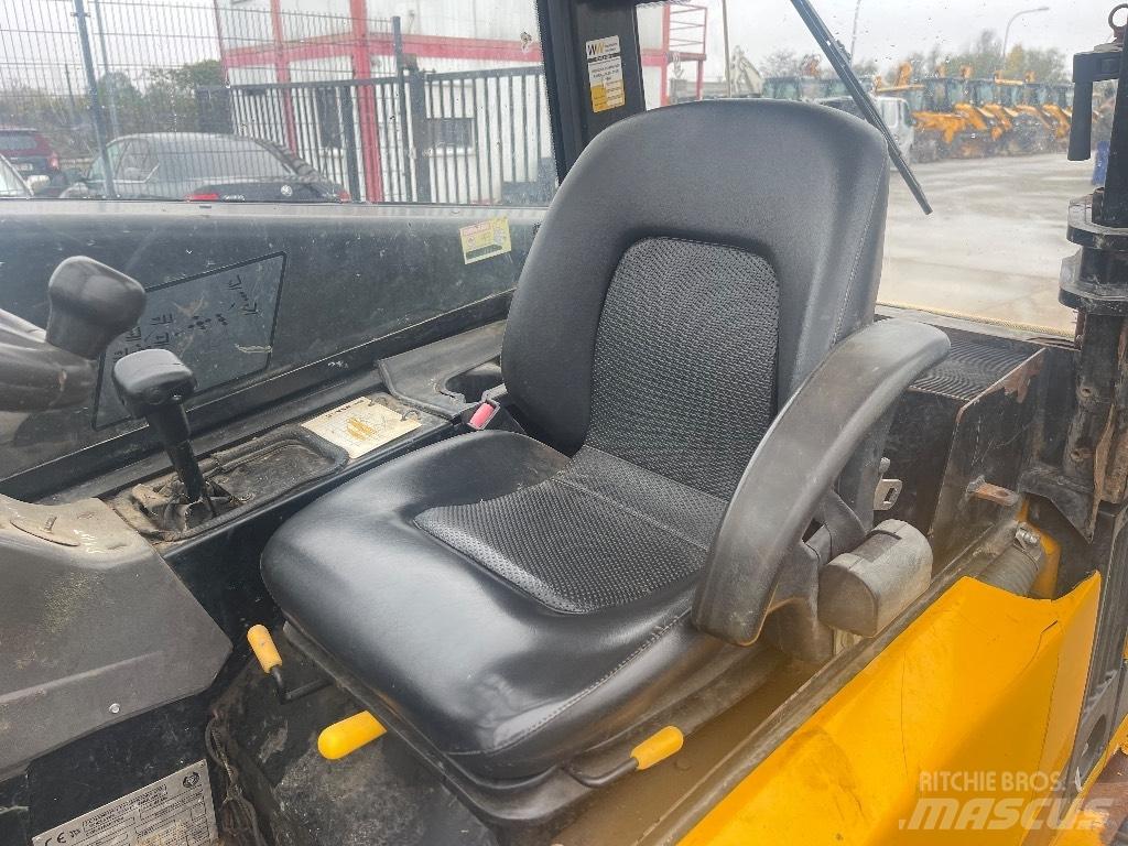 JCB TLT 30 D 4x4 !! 伸缩臂叉装车|叉装车