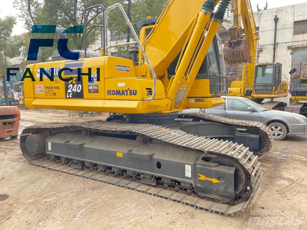 Komatsu PC 240 履带挖掘机