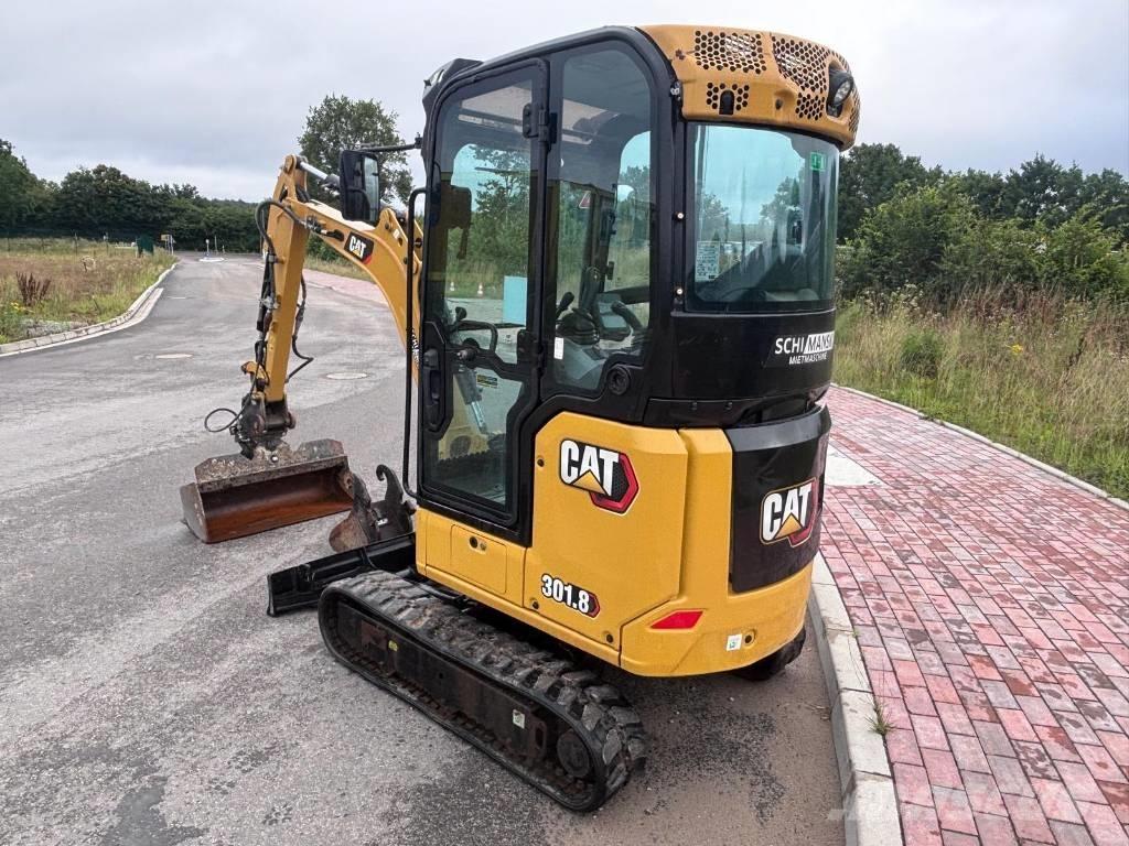 CAT 301.8 小型挖掘机