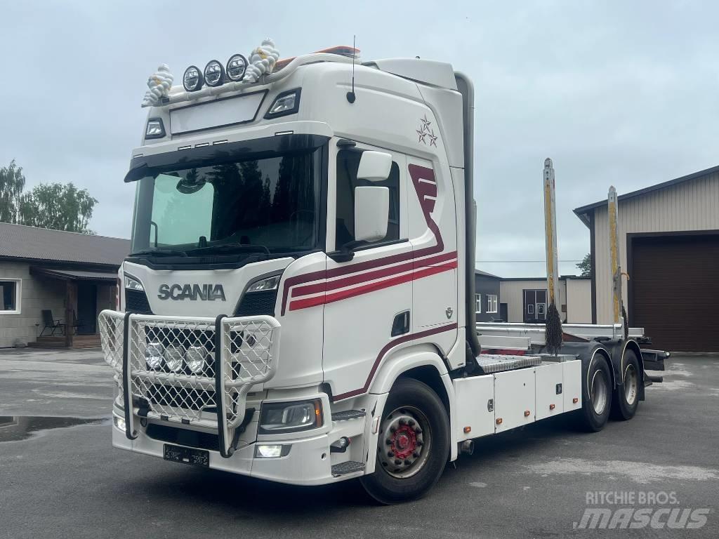 Scania R 730 B6X4NB 木材运输车