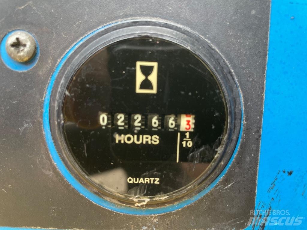 Genie GS 3384 RT 剪叉式升降机