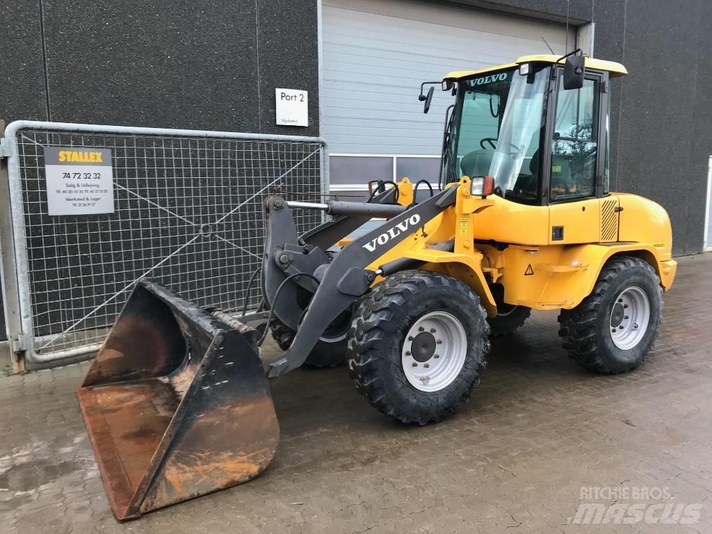 Volvo L30B 轮式装载机