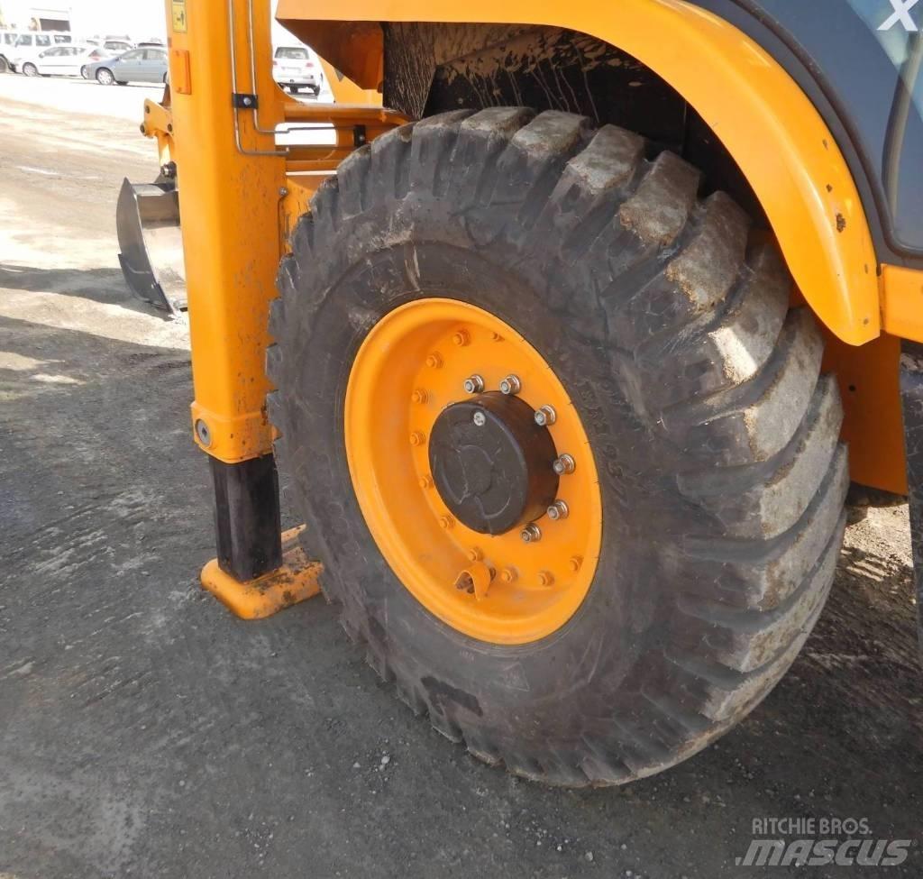 JCB 3DX 反铲装载机