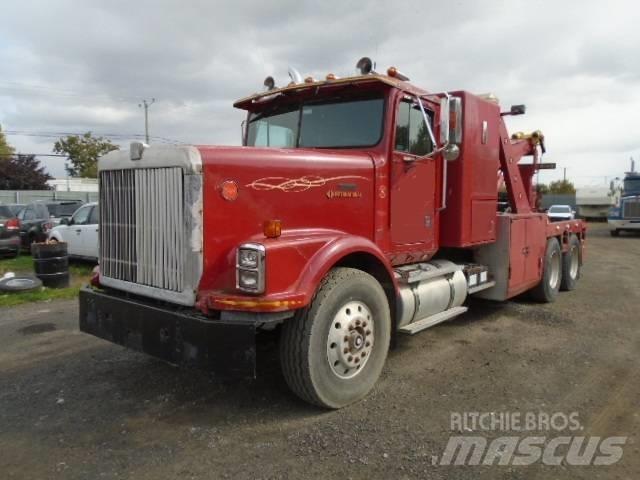 International 9300 救援车