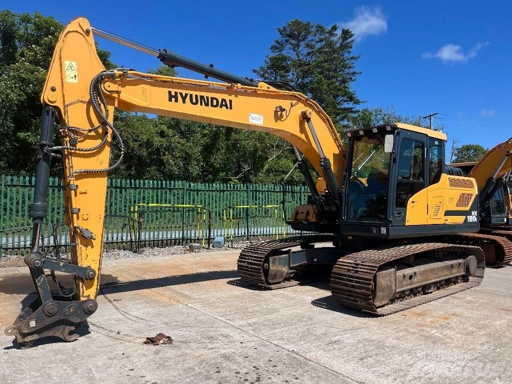 Hyundai HX 180 L 履带挖掘机
