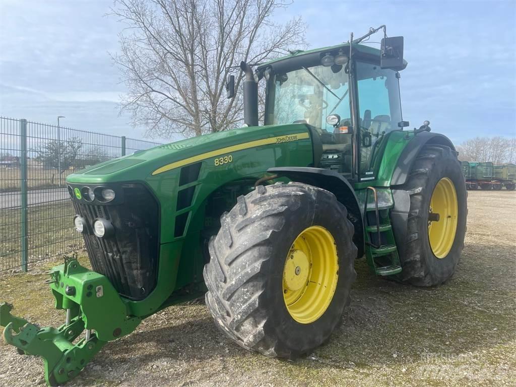 John Deere 8330 拖拉机/农用车