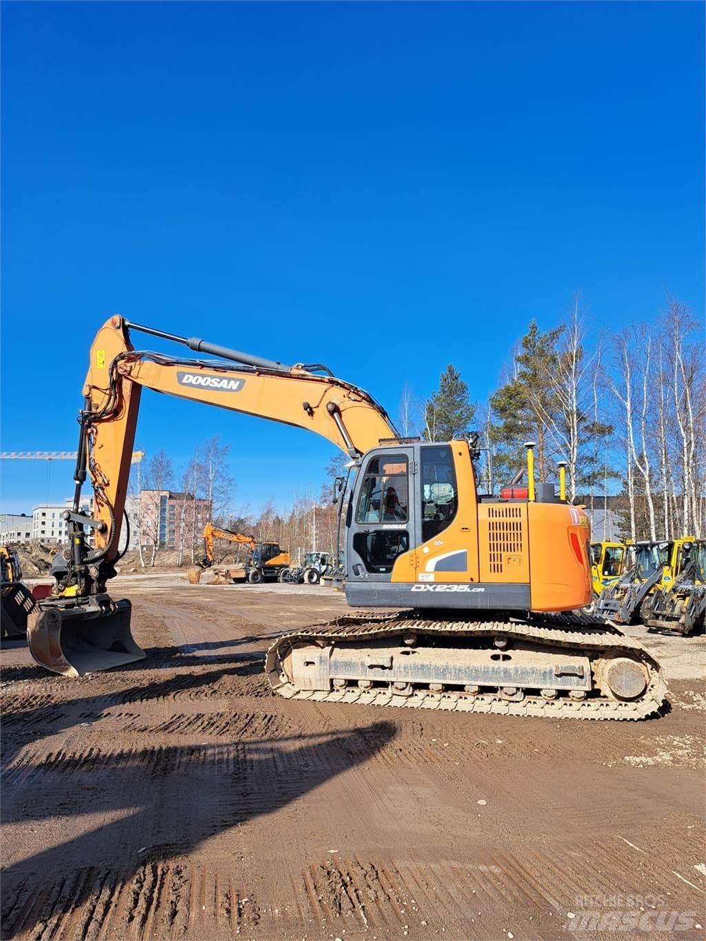 Doosan DX235LCR-5 履带挖掘机