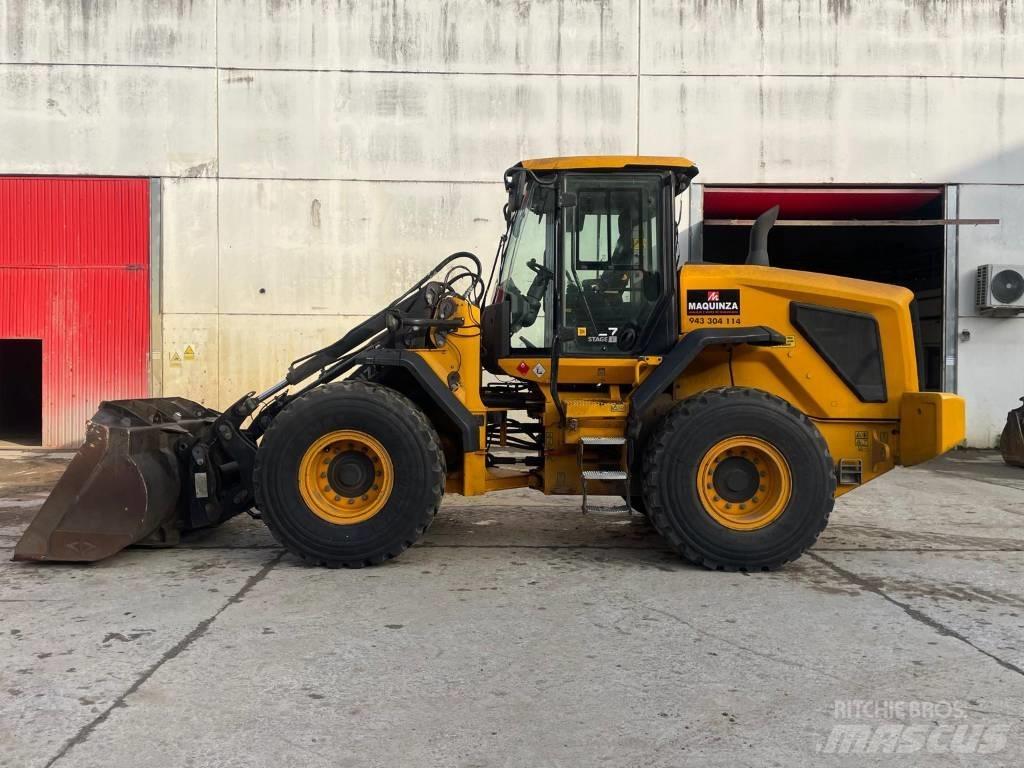 JCB 427 HT 轮式装载机