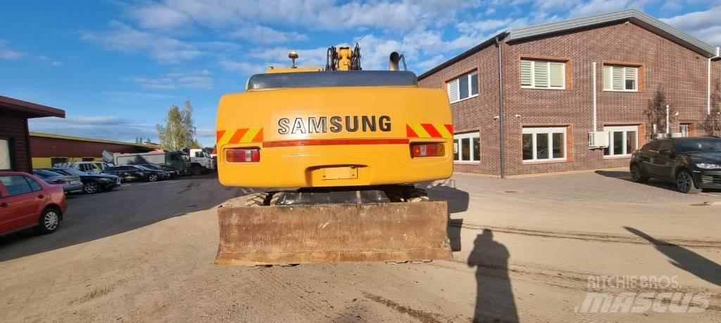 Samsung SE 170 W-3 轮式挖掘机