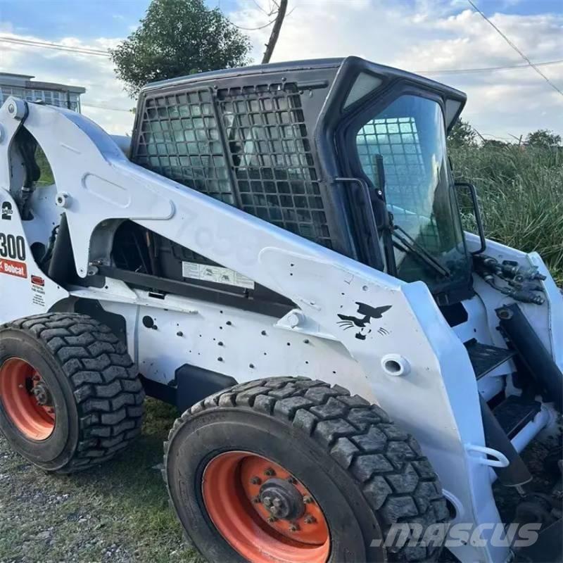 Bobcat s 300 滑移装载机