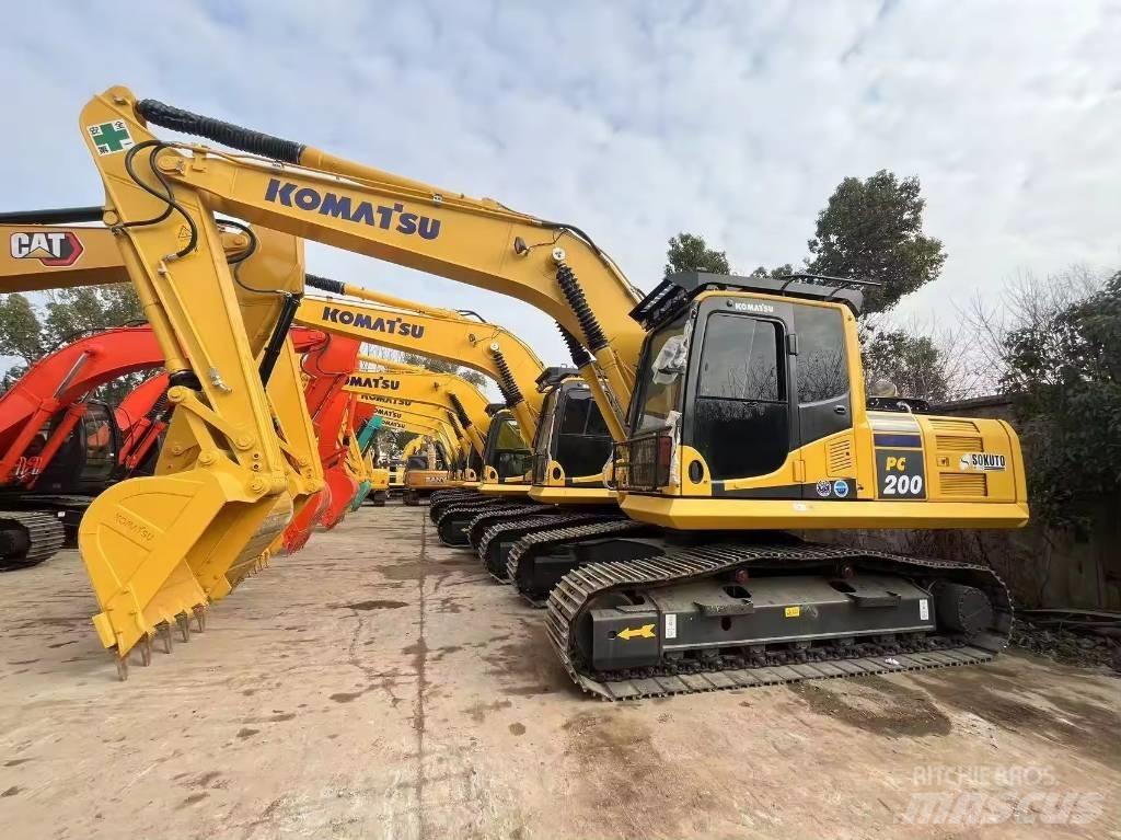 Komatsu PC 200-8 履带挖掘机